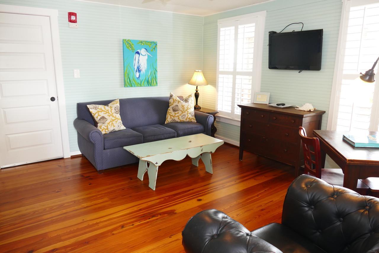 Beachview Inn And Spa Tybee Island Exteriör bild
